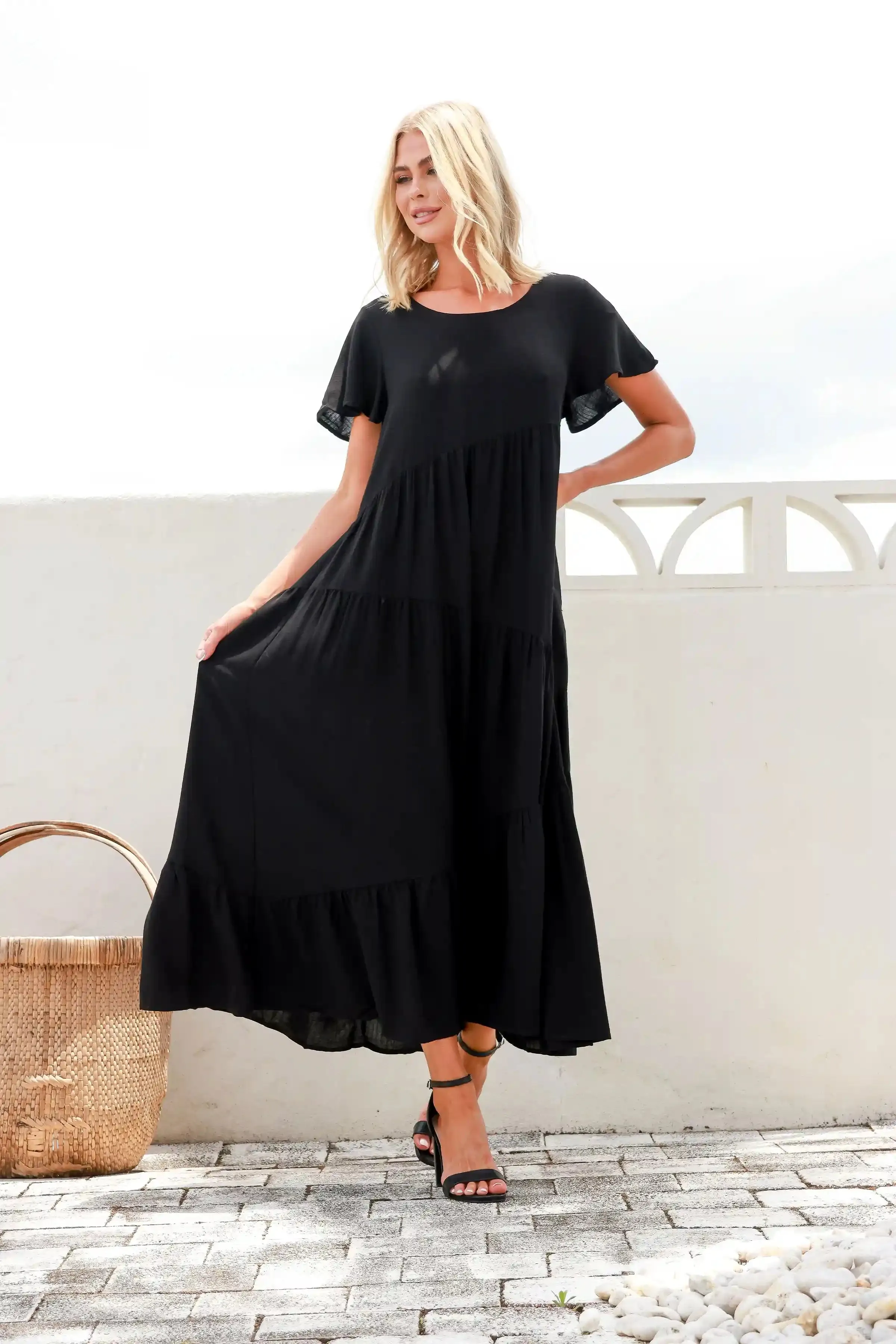 Alessia Linen Maxi Dress - Black