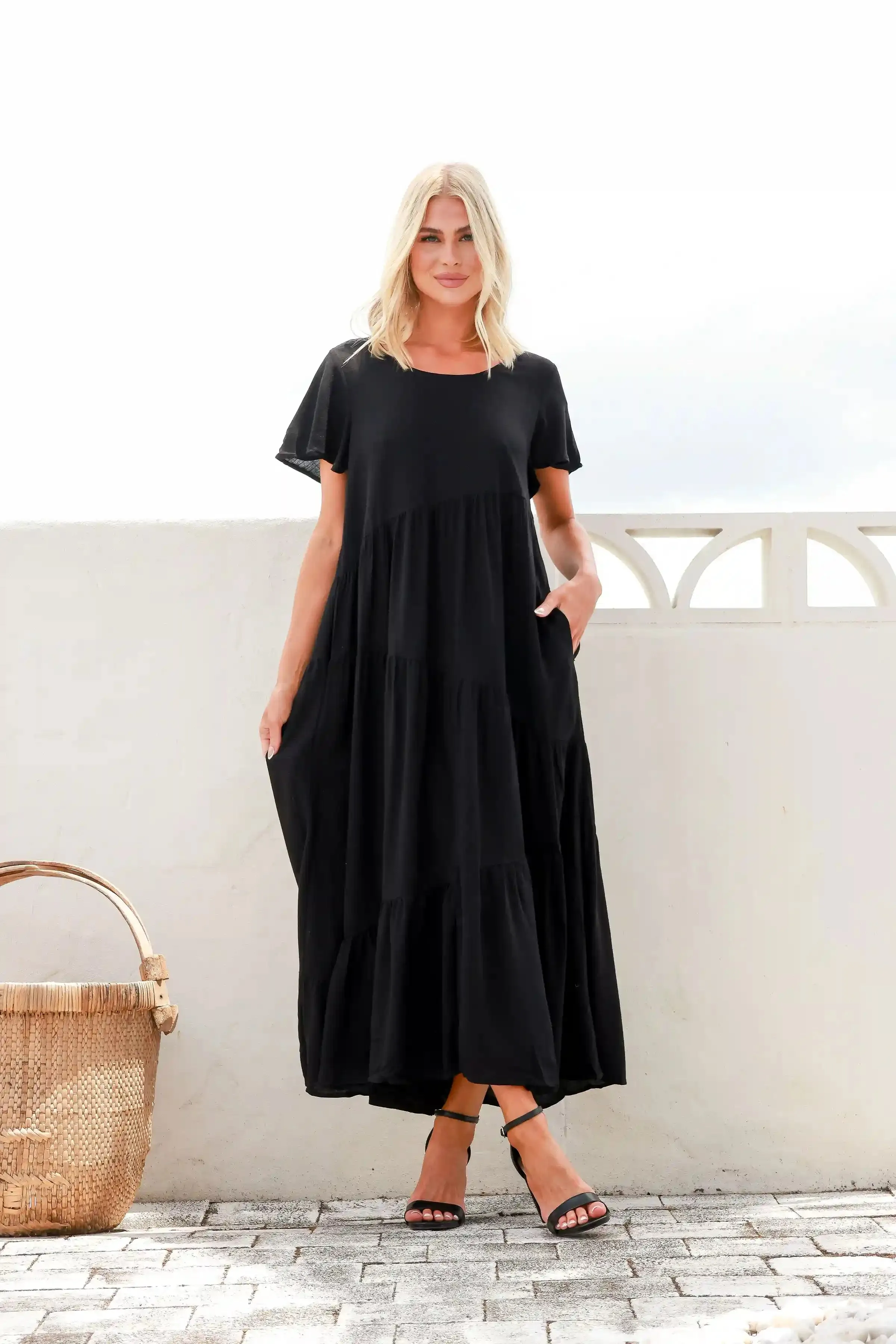 Alessia Linen Maxi Dress - Black