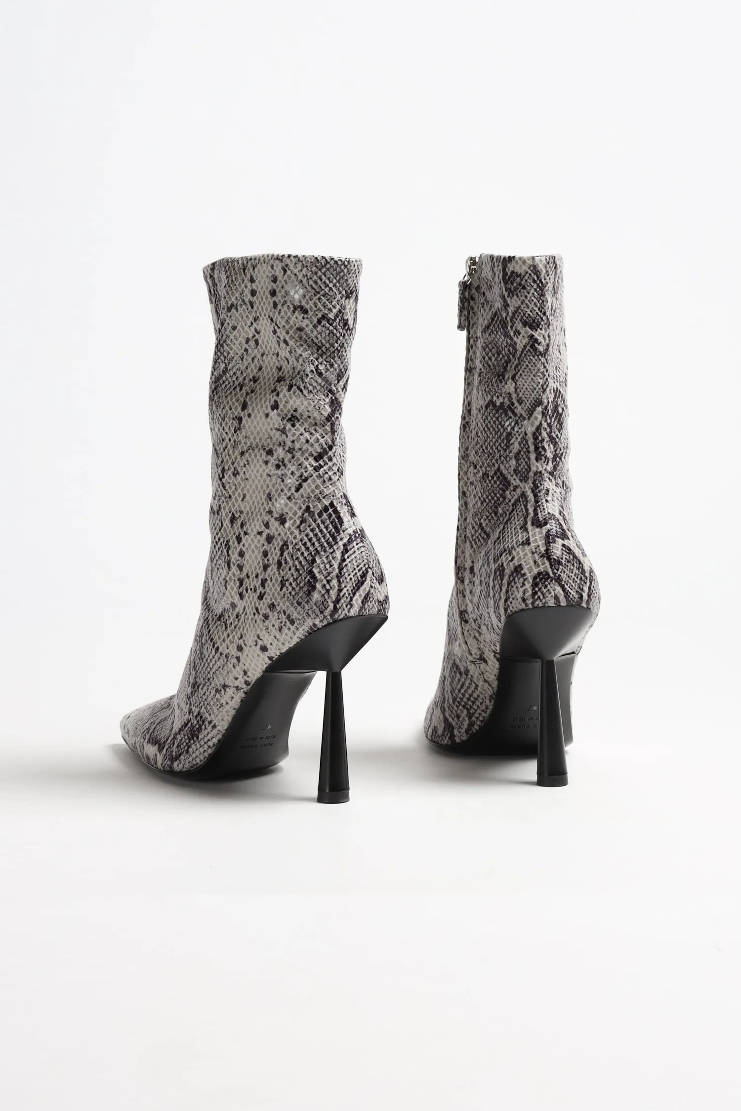 Stiefel Rosie 7 in Python